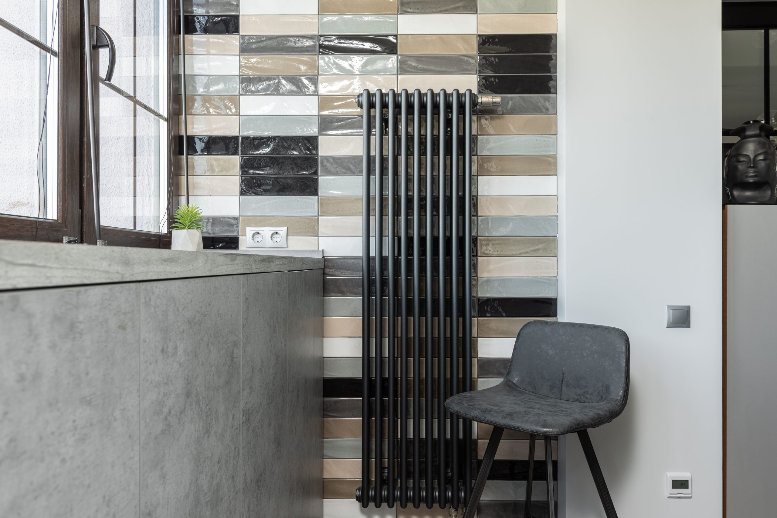 Efficacité d'un meuble devant radiateur